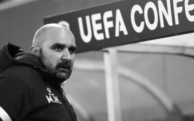 Sırbistan Süper Ligi'ndeki maçta kalp krizi geçiren teknik direktör hayatını kaybetti