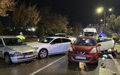 Sivas'ta zincirleme kaza: 1 yaralı