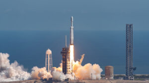 SpaceX, ABD’nin yeni askeri uzay projelerinde başrolü kaptı