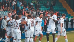 Spor yazarları Çaykur Rizespor-Trabzonspor maçını değerlendirdi