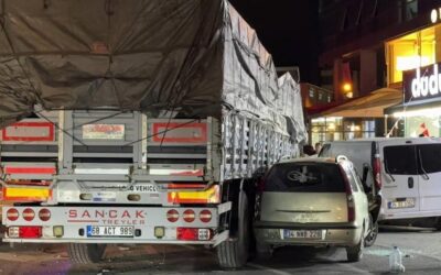 Sultangazi'de trafik kazası… Kontrolden çıkan tır 4 araca çarptı