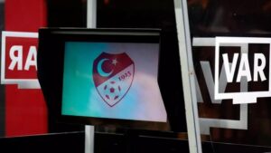 Süper Lig'de günün 2 maçının VAR hakemi belli oldu