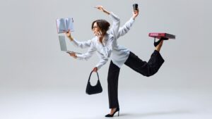 Tam zamanlı çalışırken bir iş kurmak için beş adım