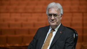 Tamer Karadağlı açıkladı: Devlet Tiyatroları  Hatay ve Kars'ta sahnesini açıyor!