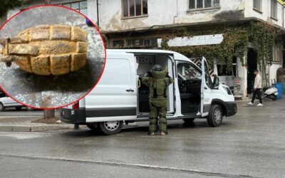 Tarlada el bombası paniği! Polis ekipleri sevk edildi