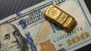 TCMB brüt rezervleri rekor seviyeden geriledi