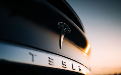 Tesla araçları kırmızı ışıkta mı geçiyor? ABD’de yeni inceleme başlatıldı