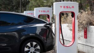 Tesla, Türkiye’de şarj ağını genişletiyor