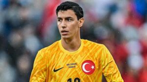 TFF "İzinsiz ayrıldı" dedi! Berke Özer yalanladı