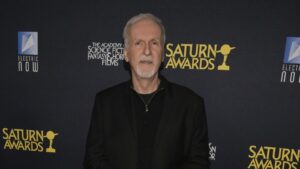 Titanic’in yönetmeni James Cameron artık bir milyarder