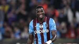 TRABZONSPOR HABERİ – Paul Onuachu’dan samimi yanıt! “En iyisi Osimhen”