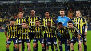 TRANSFER HABERİ – Fenerbahçe'nin 3 yıldızına Avrupa kancası! Derbide izlemeye geliyorlar