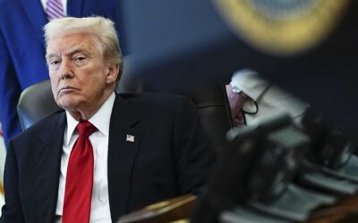 Trump'ın net serveti 1,1 milyar dolar düştü