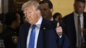 Trump'tan dikkat çeken çıkış: Şi, Putin'i durdurabilir