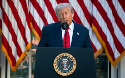 Trump'tan vergi resti… "Çin ile ticaret savaşındayız"