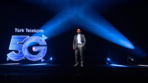 Türk Telekom, 5G ihalesi öncesinde hologramlı basın toplantısı düzenledi