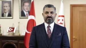 Türk Telekom'da bayrak değişimi: Yeni CEO Ebubekir Şahin oldu