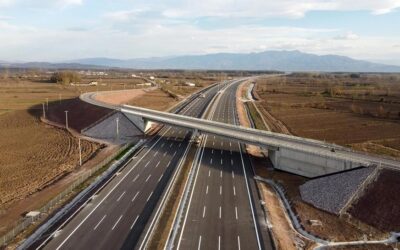 Türkiye yollarını genişletiyor: Hedef 30 bin km
