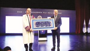 Üniversitelerde uygulamalı eğitim dönemi… Staj bir dönem olacak