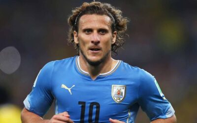 Uruguaylı efsane Diego Forlan hastaneye kaldırıldı! Üç kaburgası kırıldı, pnömotoraks geçirdi
