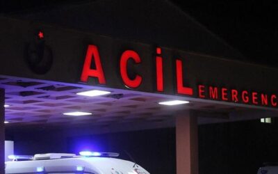 Uşak'ta iki otomobil çarpıştı: 9 yaralı