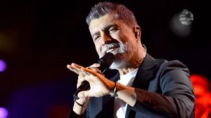Veda sözleri olay olmuştu: Özcan Deniz dinleyicisine öyle bir an yaşattı ki!