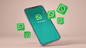WhatsApp yeni Liquid Glass arayüzüne geçiyor