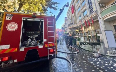 Yalova'da otel yangını: Ekipler müdahale etti