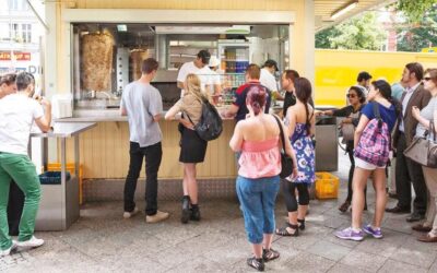 Yanar döner Avrupa! Fast food'ların "döner kebap" diye satılmasının önü açıldı