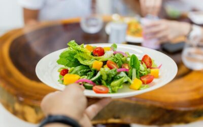 Yemekte her gün salata yemenin 5 faydası