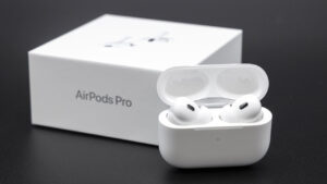 Yeni AirPods Pro, el hareketleriyle kontrol edilebilecek