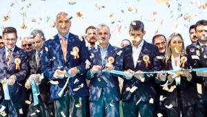 Yeni kavşaklar Antalya'nın trafiğine nefes aldıracak