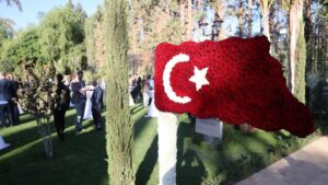 Yıllar sonra tarihi resepsiyon! Türkiye Cumhuriyeti'nin 102.yılı Şam'da kutlandı