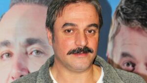 Yoğun bakımda kalmıştı! İşte sahnelere dönen Ufuk Özkan'ın son hali