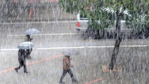 Yurdun bazı kesimlerinde sağanak etkili olacak! Meteorolojiden uyarı geldi