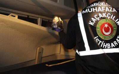 Zehir tacirlerine gümrükte darbe! 1 tondan fazlası ele geçirildi